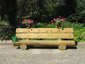 Деревянная скамейка для сада