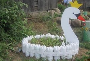 Полезные самоделки для дачи из бутылок Полезные самоделки для дачи из бутылок